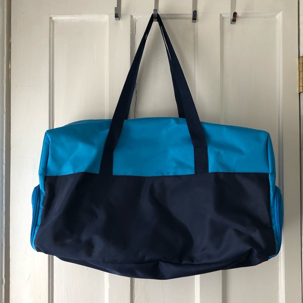 DSW gym bag- never used! NWOT